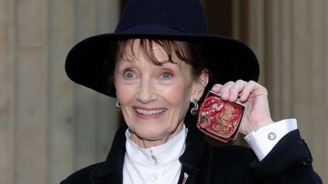 Jean Marsh, Groundbreaking 'Upstairs, Downstairs' Star and Co-Creator, Dies at 90